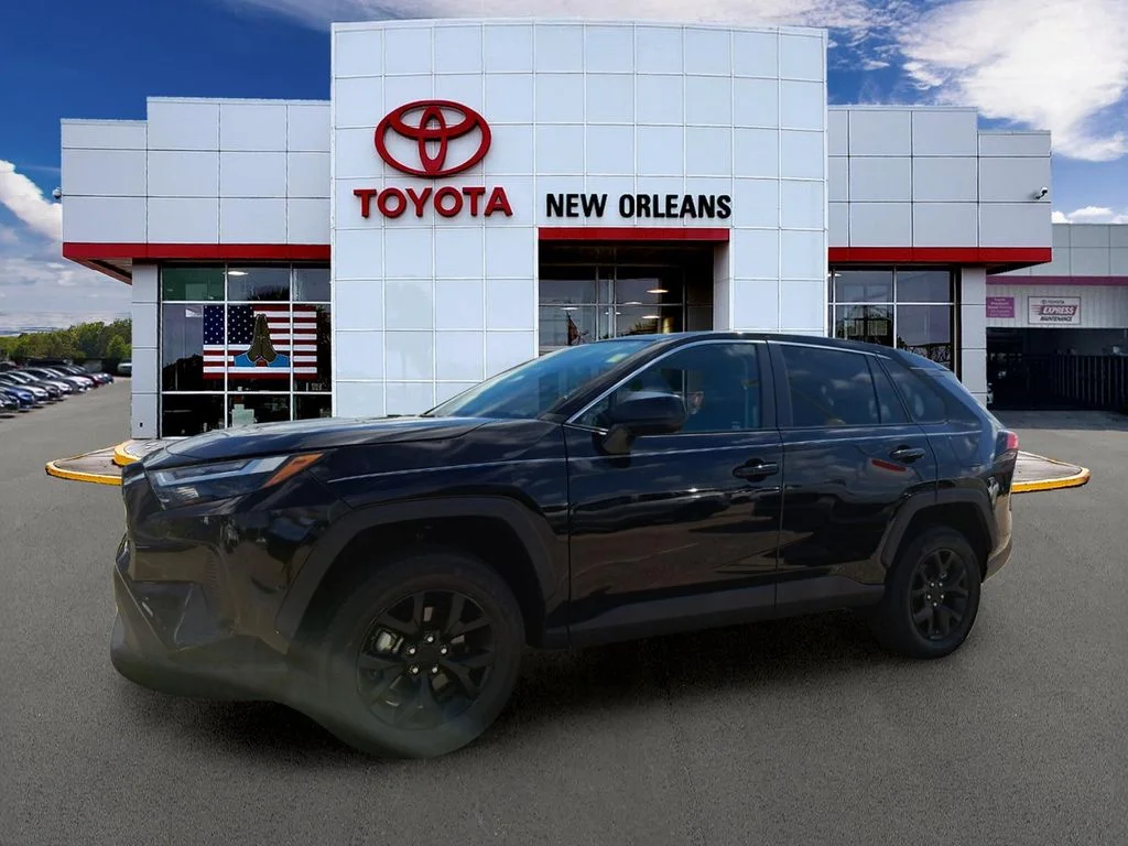 2025 Toyota RAV4 LE