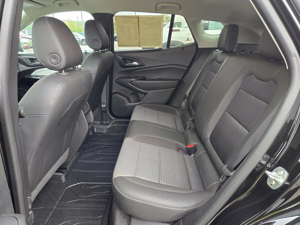 Used 2025 Black Chevrolet LT image 26