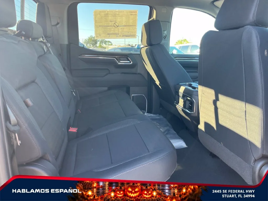 New 2026 Sterling Metallic GMC Elevation image 18