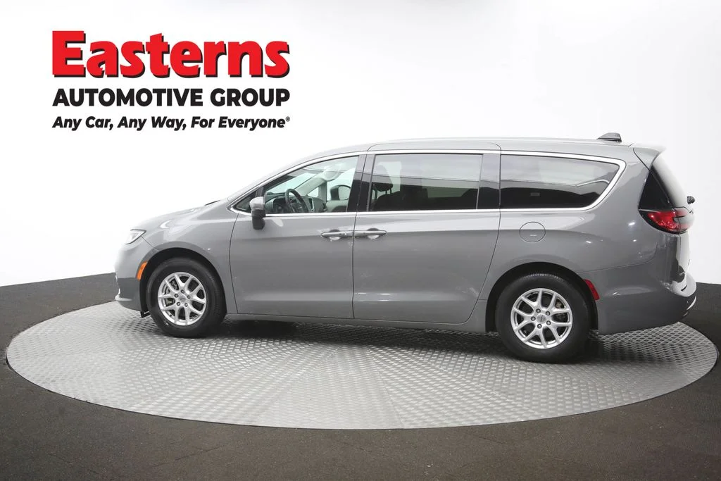 Used 2023 White Chrysler Touring L image 62