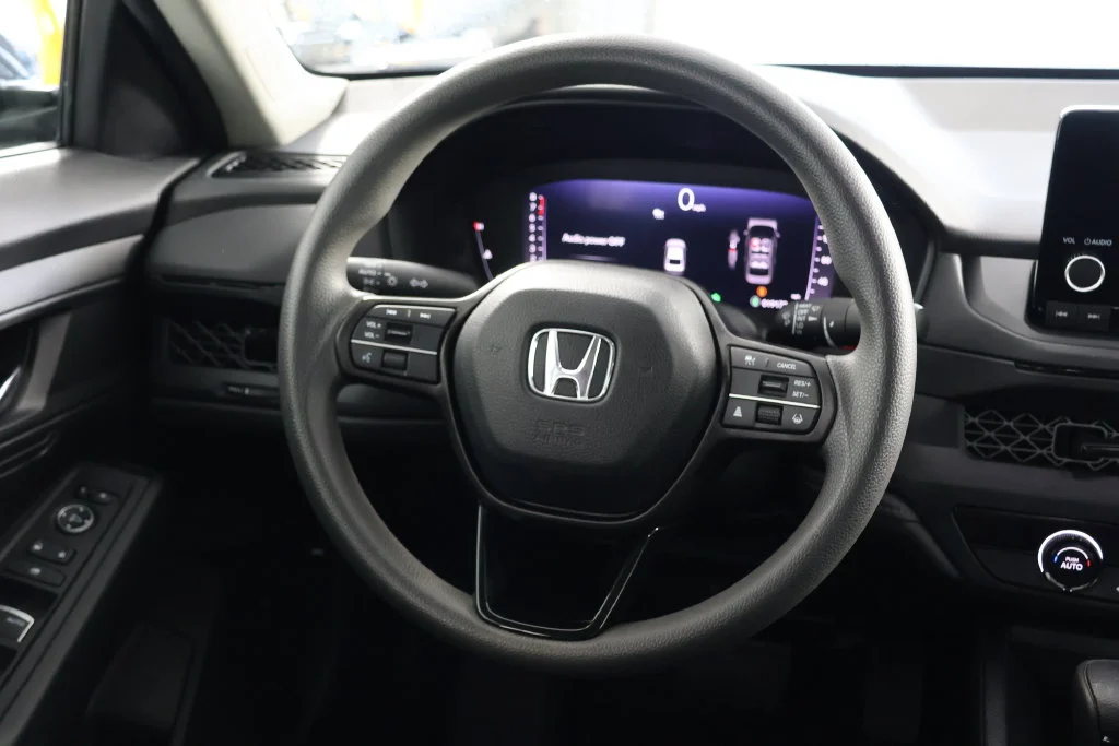 Used 2024 Meteorite Gray Metallic Honda LX image 10