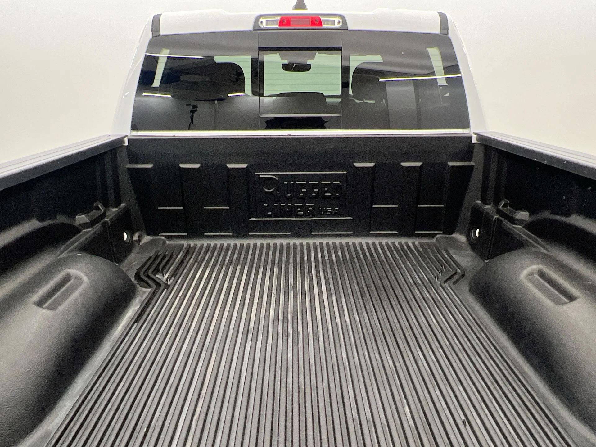 Used 2023 White Ram Big Horn/Lone Star image 37