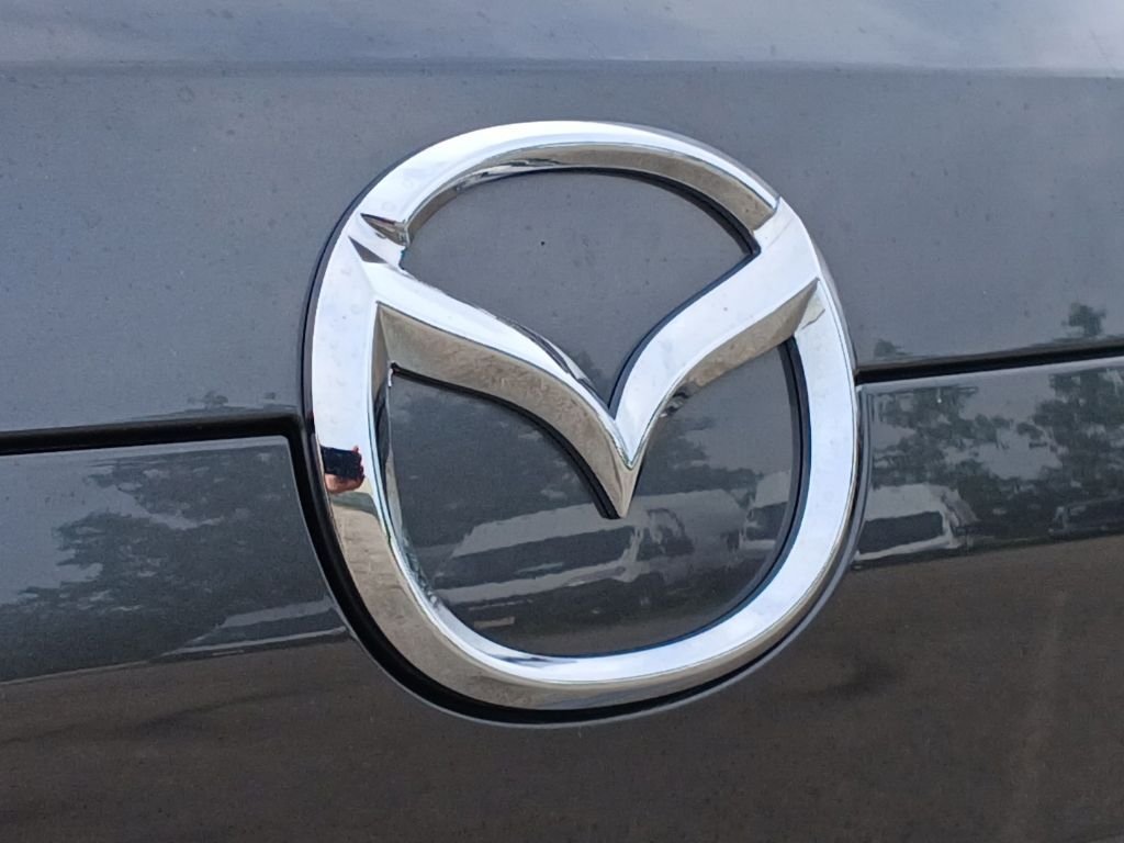 Used 2018 Gray Mazda Touring image 31