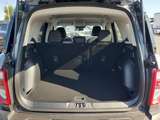 New 2026 Carbonized Gray Metallic Ford Big Bend® image 18