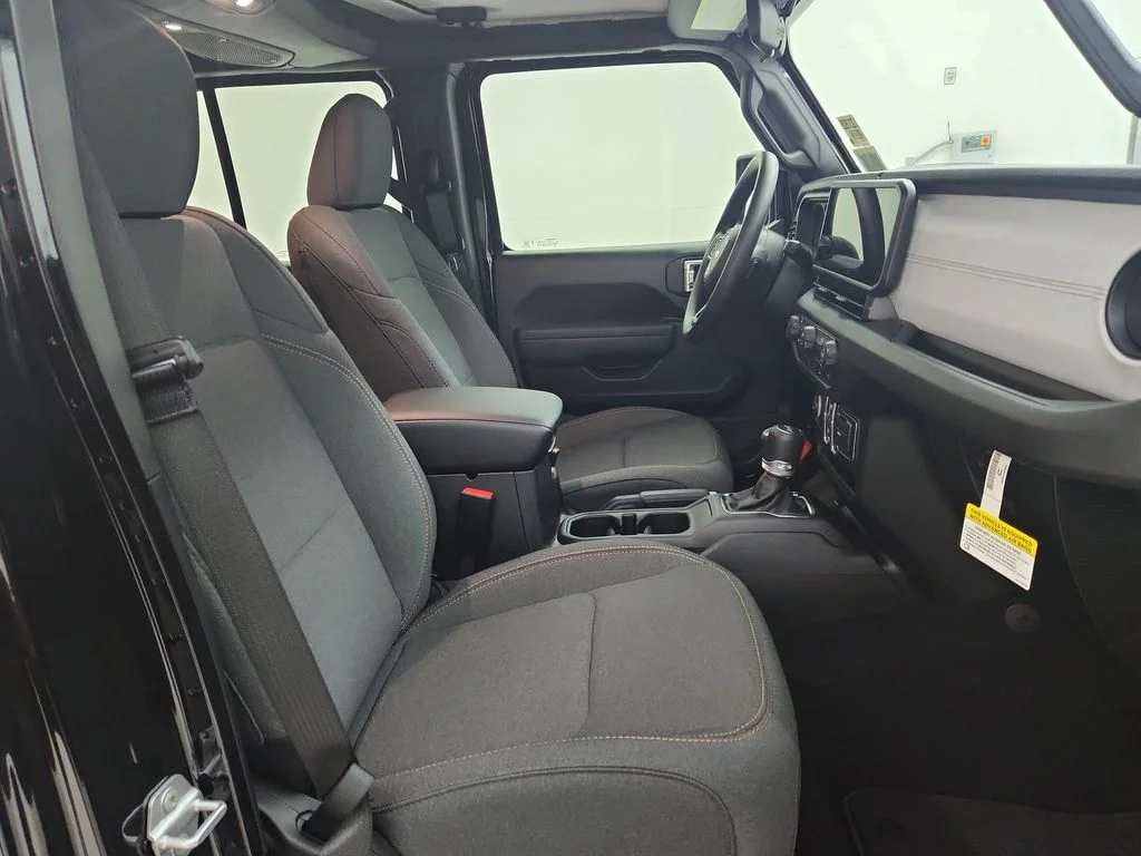 2026 Jeep Wrangler 4-Door Sport - Photo 32