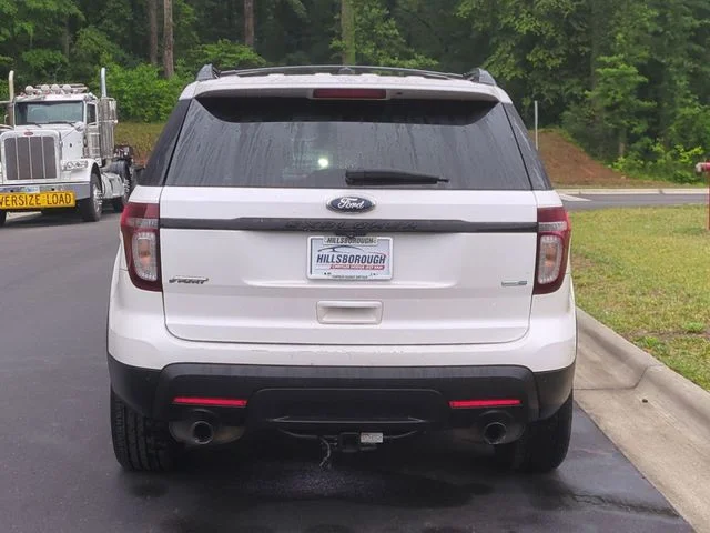 Used 2014 White Ford Sport image 12