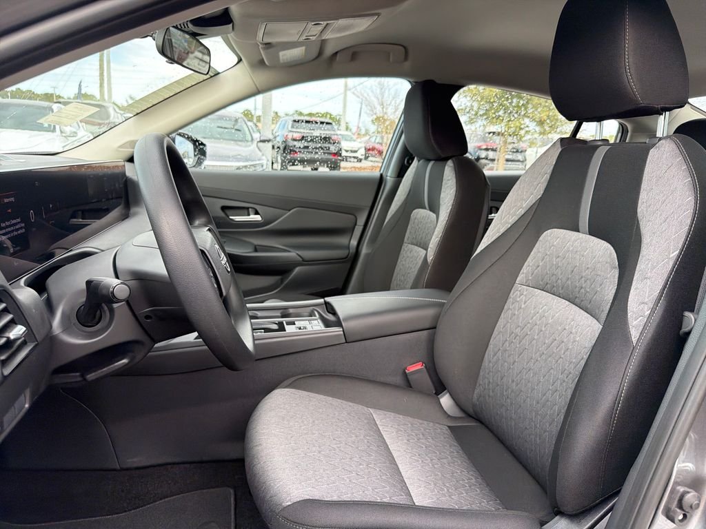 New 2026 Nissan Sentra SV 4D Sedan