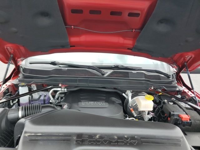 New 2026 Molten Red Pearl-Coat Exterior Paint RAM Black Express image 11