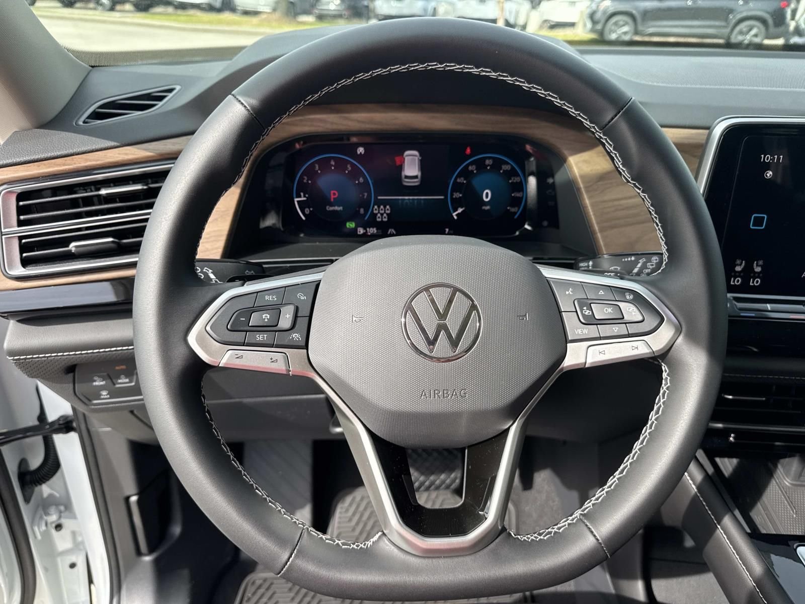 New 2026 White Volkswagen 2.0T SE w/Technology image 16