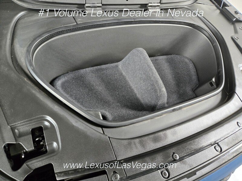 Used 2023 Fjord Blue Metallic Volvo Twin Plus image 27