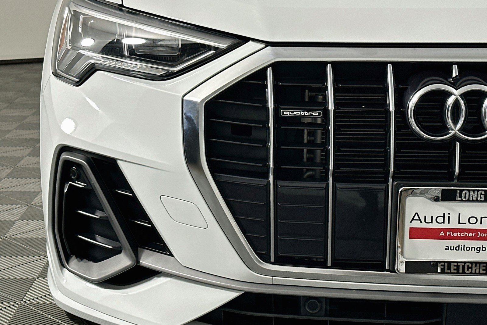 Used 2024 Glacier White Metallic Audi S line Premium image 16