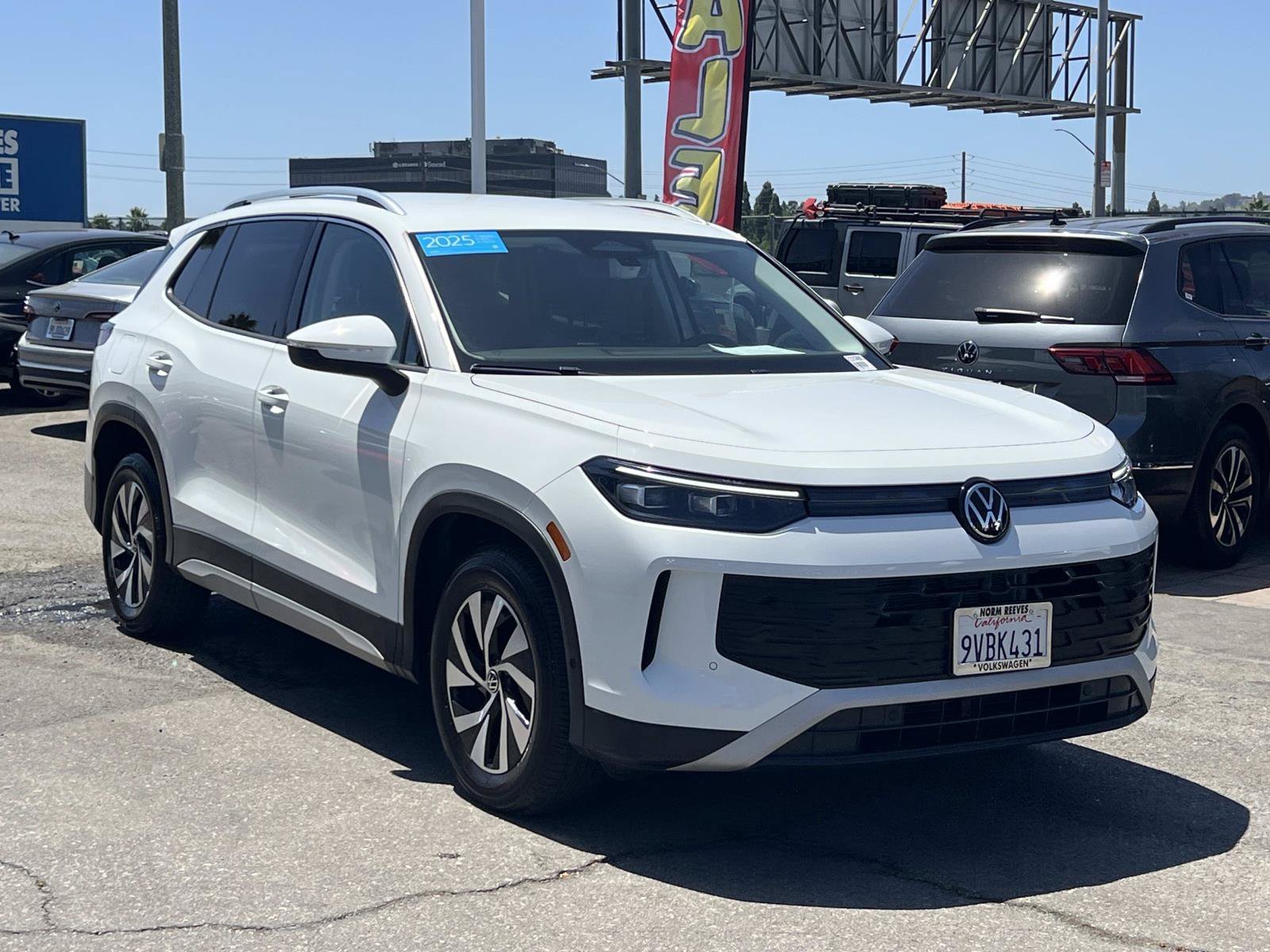 Certified Used 2025 Pure White Volkswagen S image 27