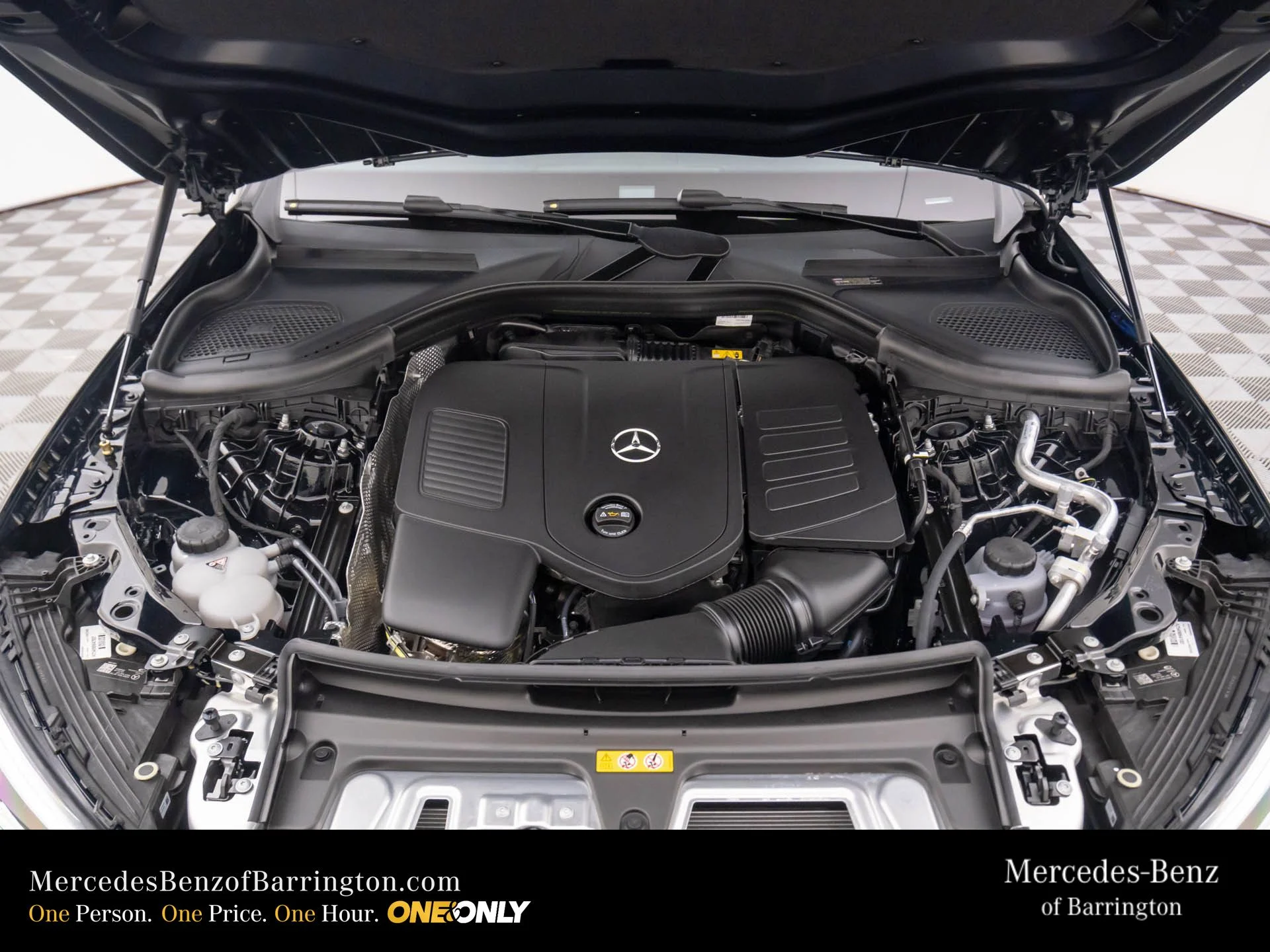 New 2026 Black Mercedes-Benz GLC 300 Coupe image 31