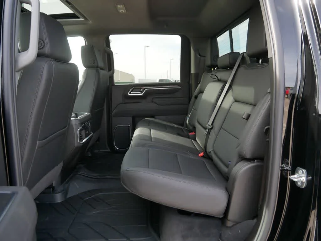 2026 Chevrolet Silverado 3500 HD LTZ - Photo 8
