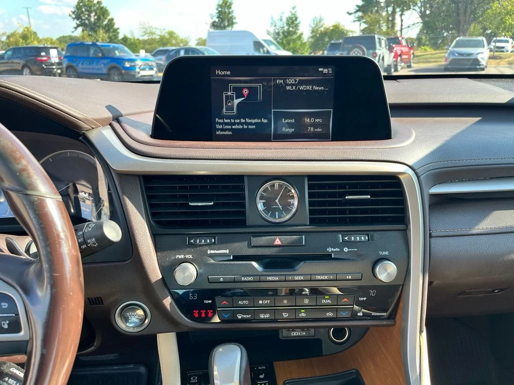Used 2020 Black Lexus 350 image 17