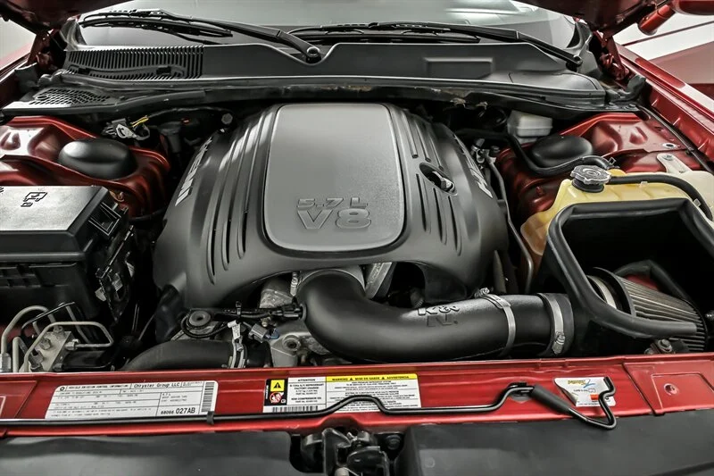 Used 2010 Inferno Red Crystal Pearl Coat Dodge R/T image 12