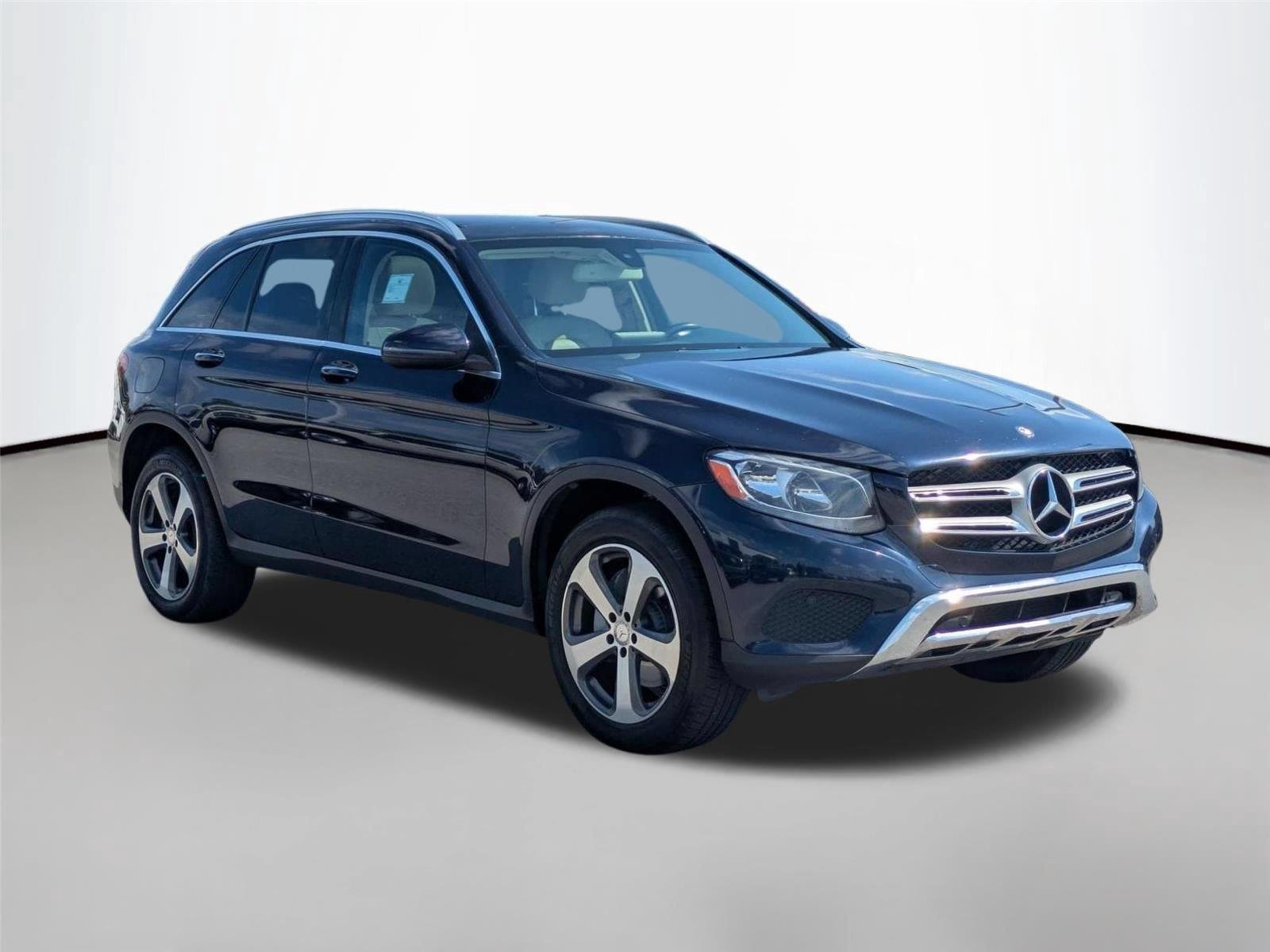 Used 2016 Lunar Blue Metallic Mercedes-Benz GLC 300 image 3