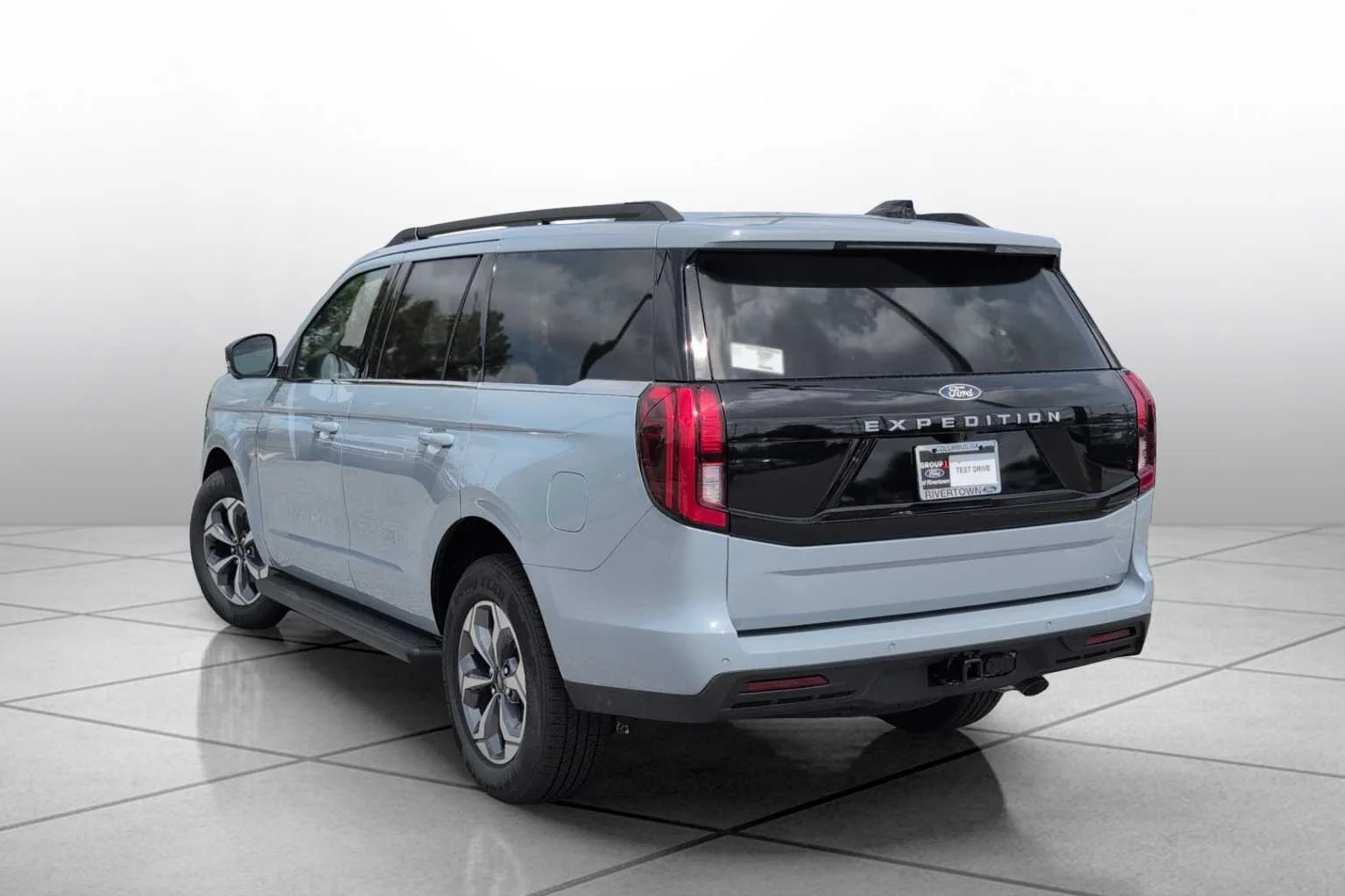 New 2027 Glacier Gray Metallic Tri-Coat Ford Active image 13