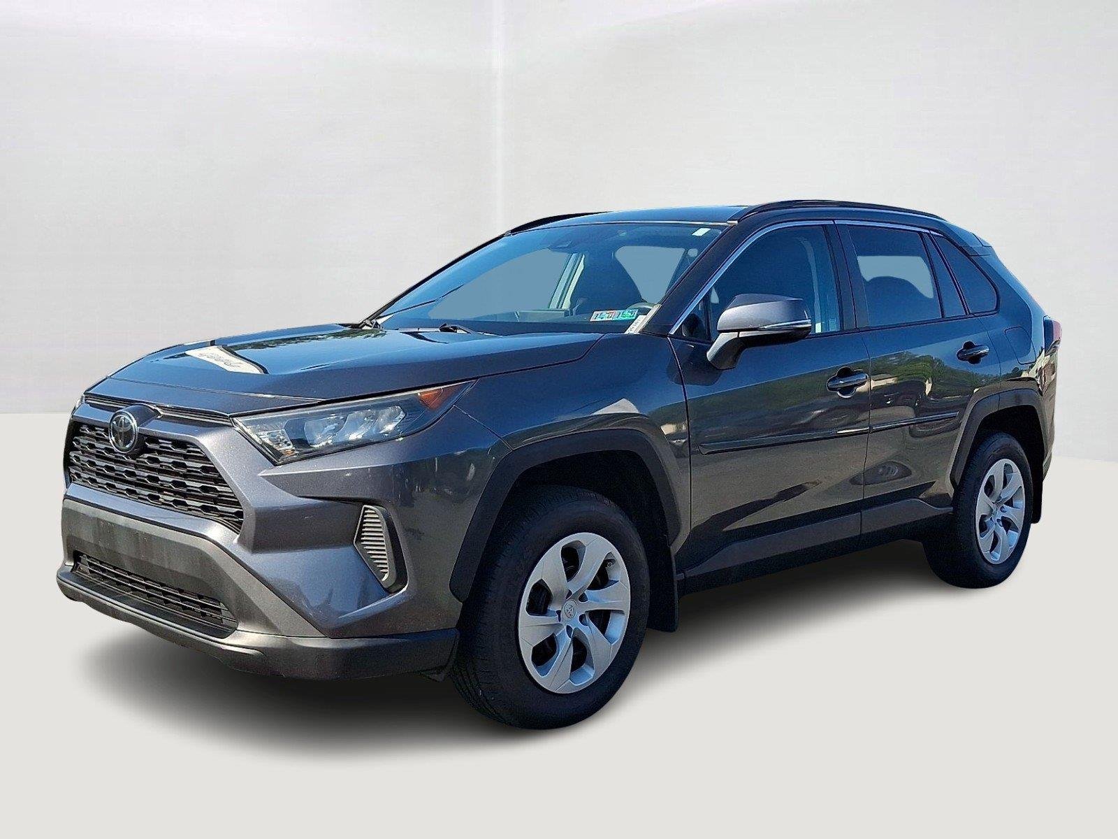 Used 2020 Magnetic Gray Metallic Toyota LE image 3