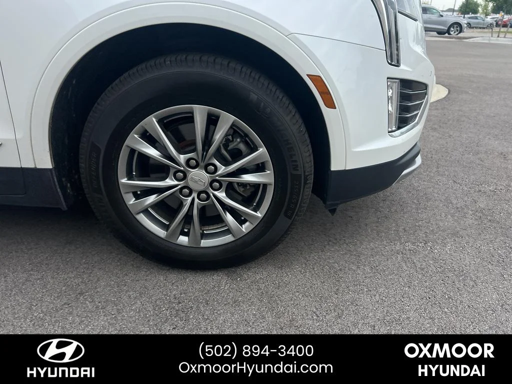 Used 2021 Crystal White Tricoat Cadillac AWD Premium Luxury image 4