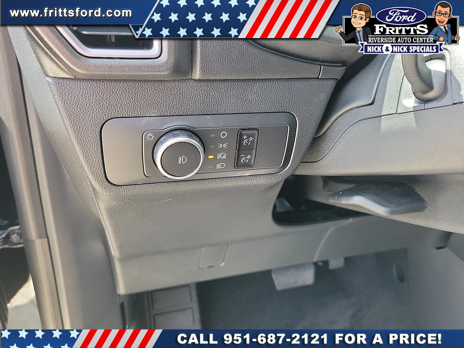 New 2026 Shadow Black Ford Outer Banks® image 13