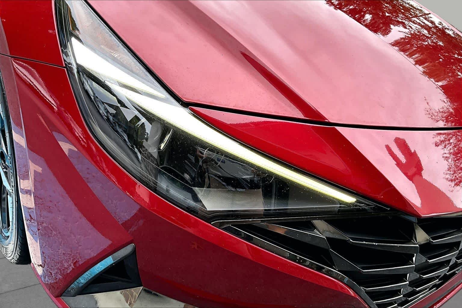 Used 2022 Scarlet Red Pearl Hyundai Limited image 55