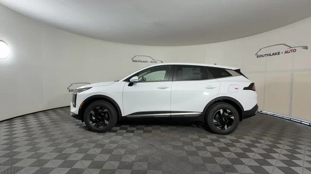 New 2026 Glacial White Pearl Kia LX image 5