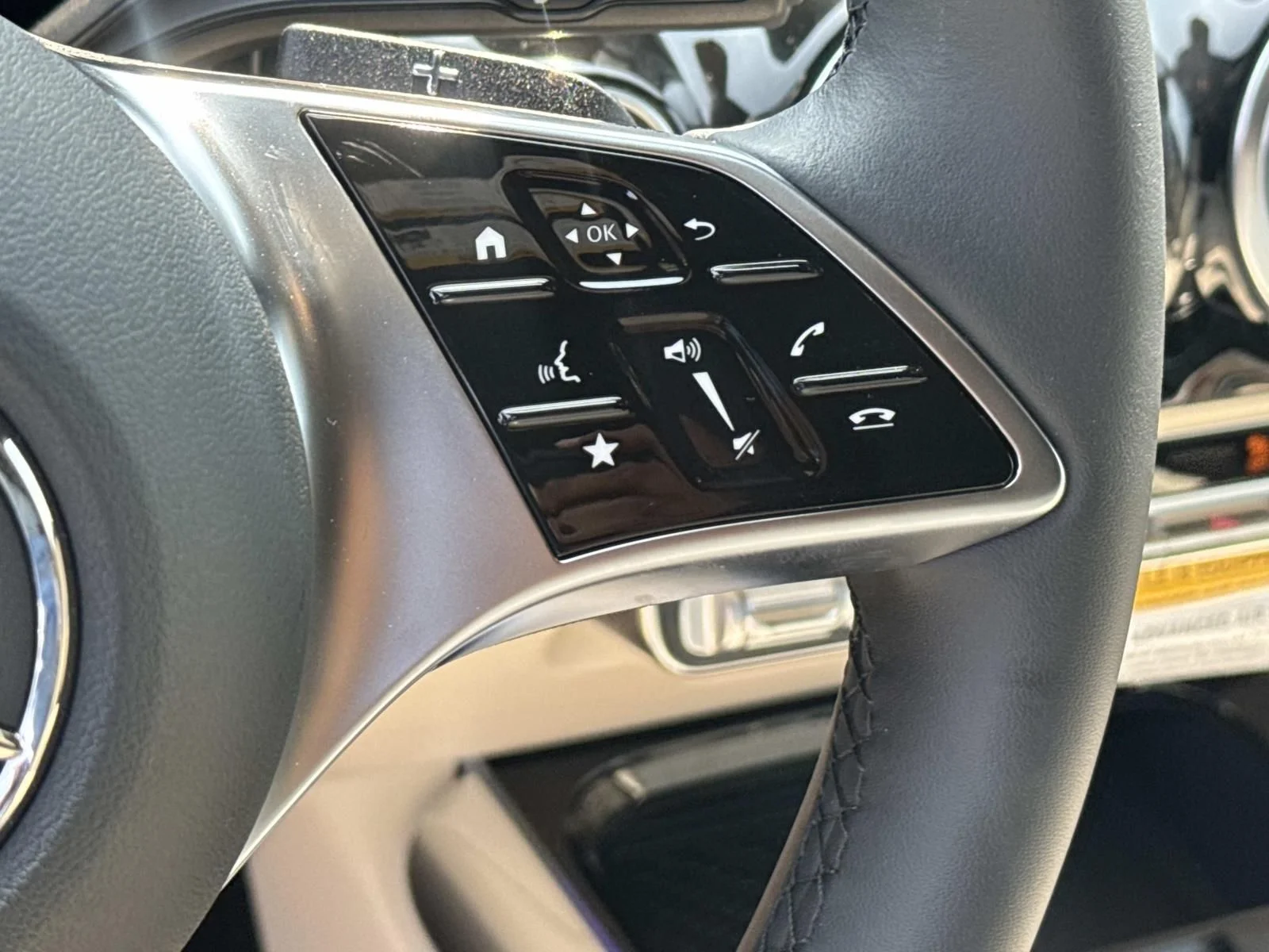 New 2026 Gray Mercedes-Benz GLA 250 image 16