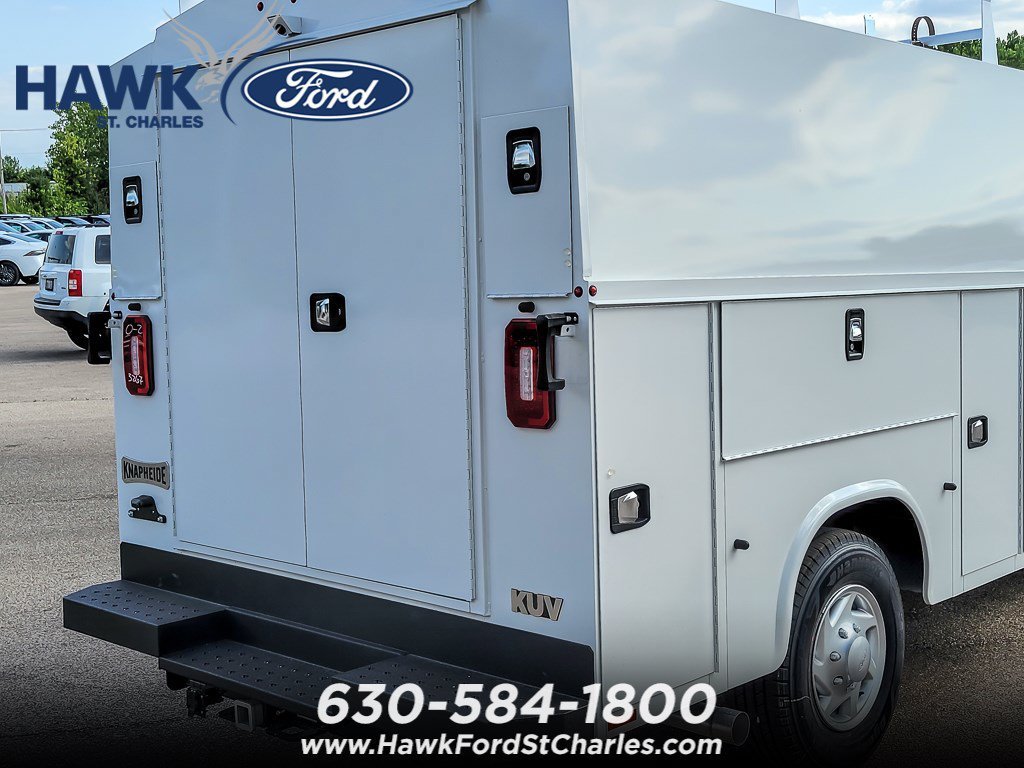 New 2027 Oxford White Ford E-350 SRW image 6