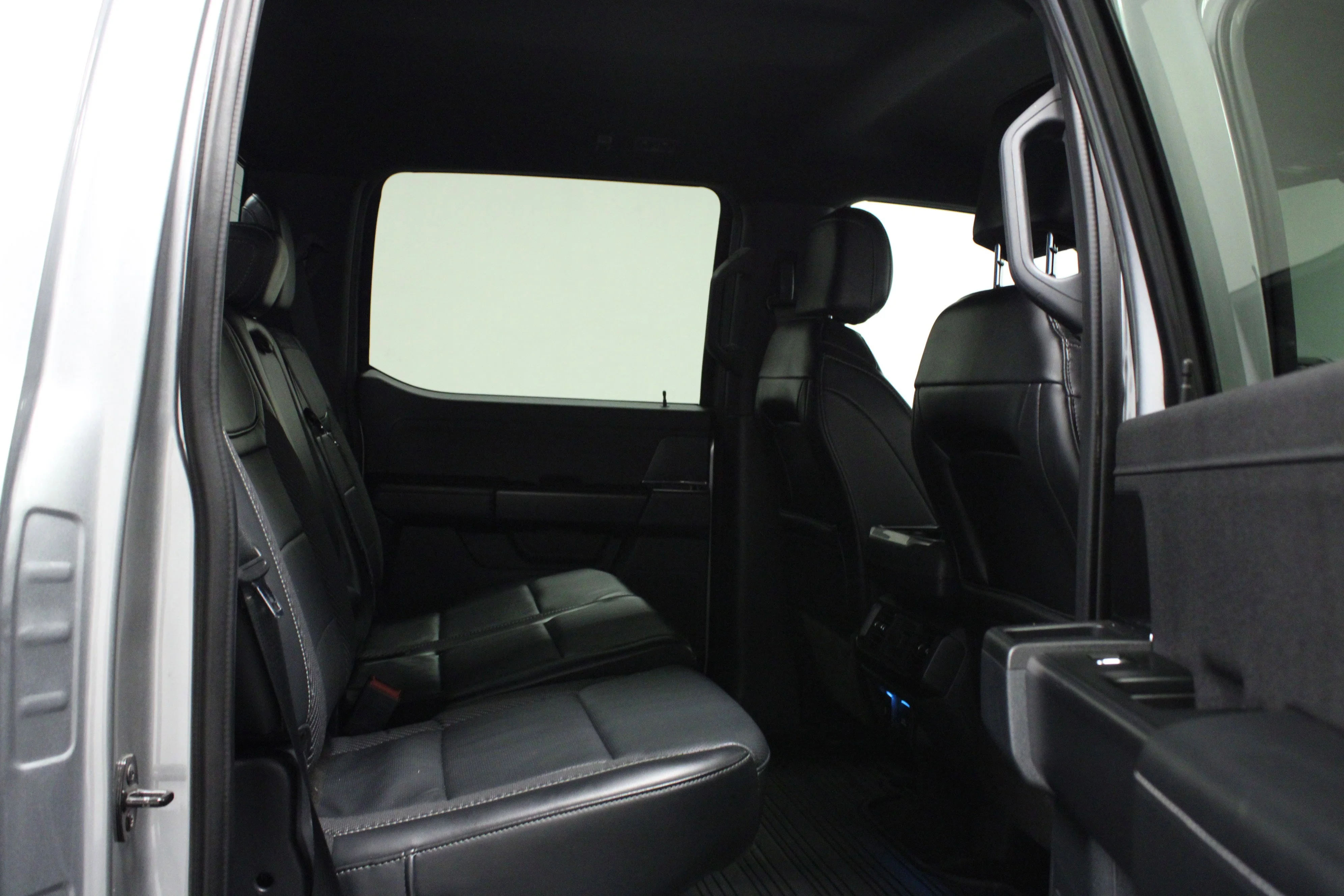 Used 2022 Silver Metallic Ford Raptor image 15