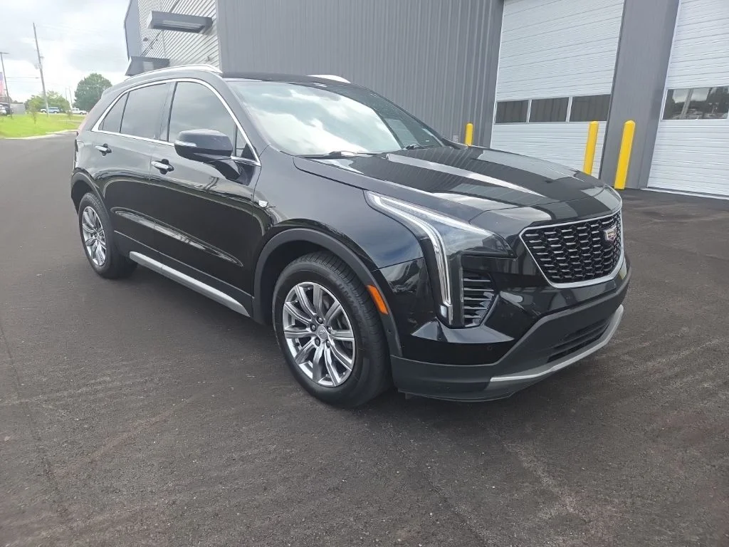 Used 2019 Black Cadillac Premium Luxury image 16