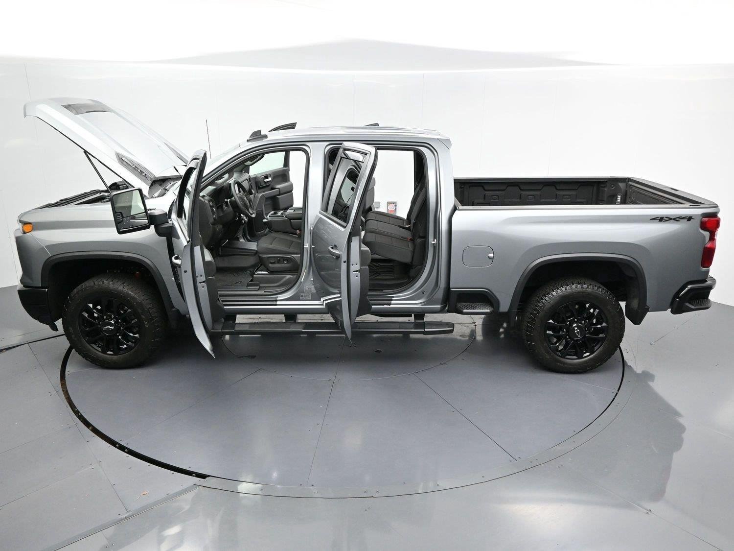 Used 2025 Sterling Gray Metallic Chevrolet Custom image 38