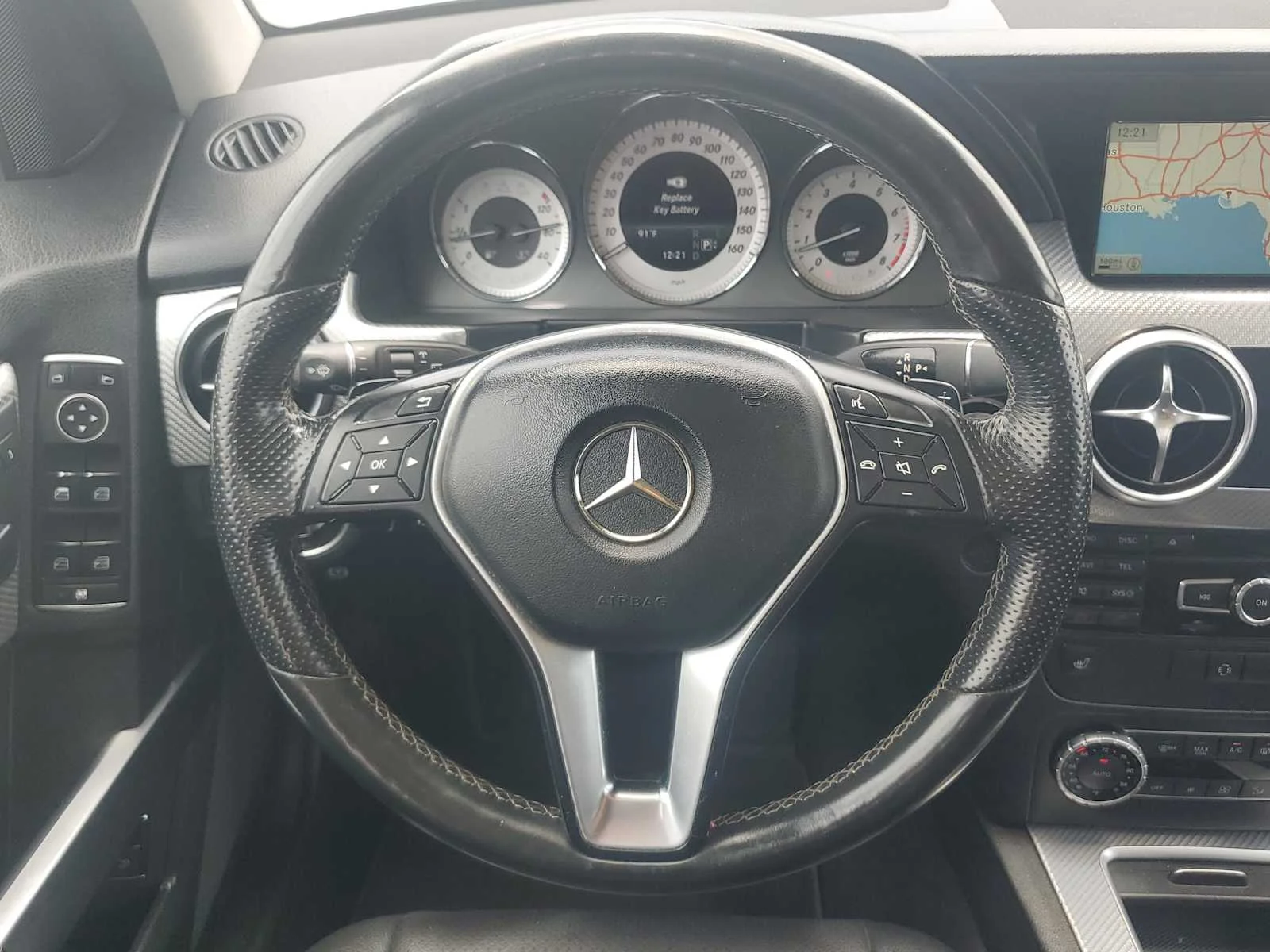 Used 2015  Mercedes-Benz GLK 350 image 11