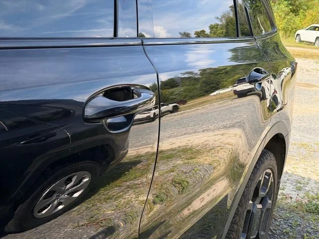 Used 2025 Black Kia X-Line SX image 8