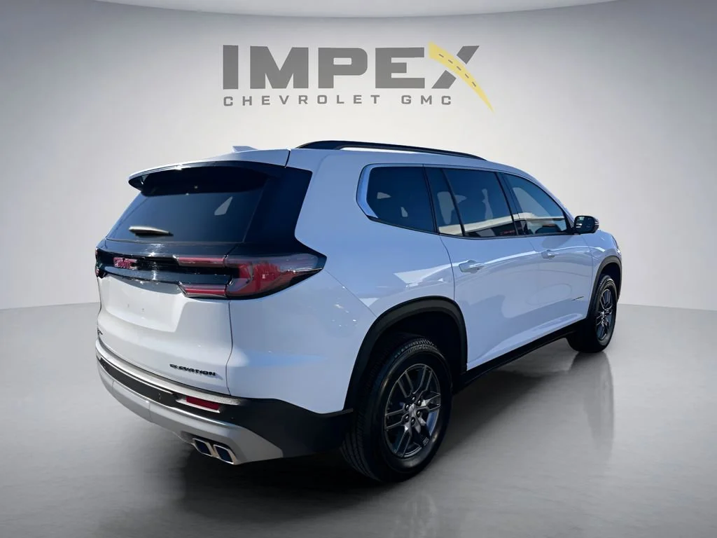 Used 2025 Summit White GMC Elevation image 5