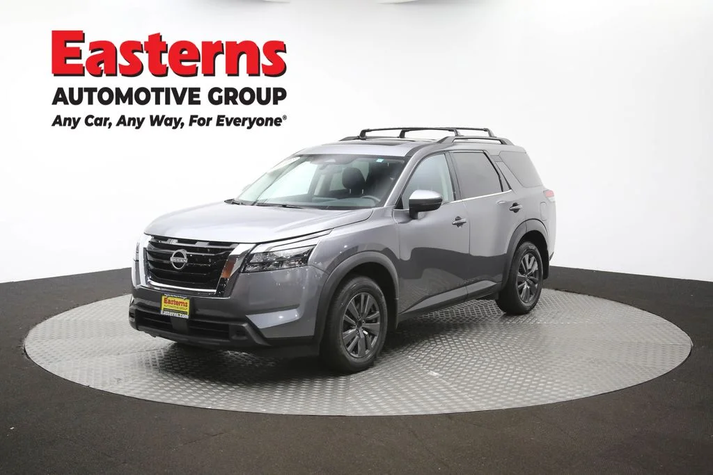 Used 2023 Gray Nissan SV image 59
