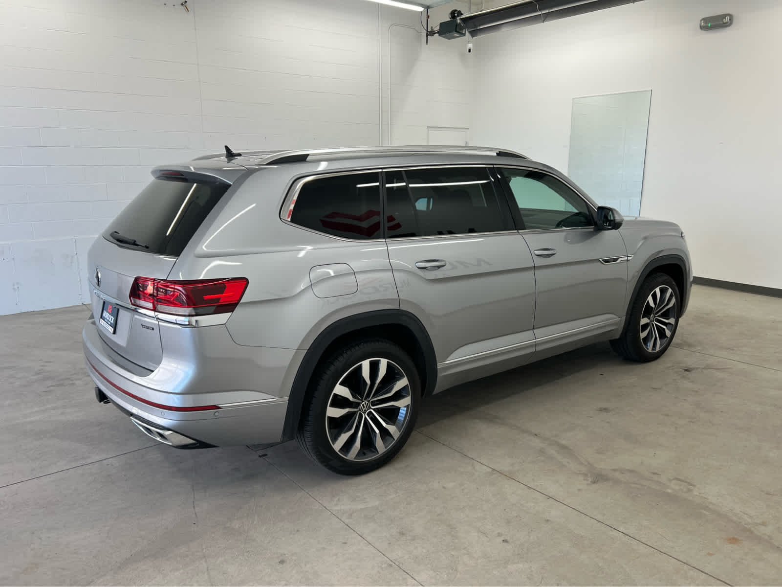 2023 Volkswagen Atlas SEL Premium R-Line - Photo 4