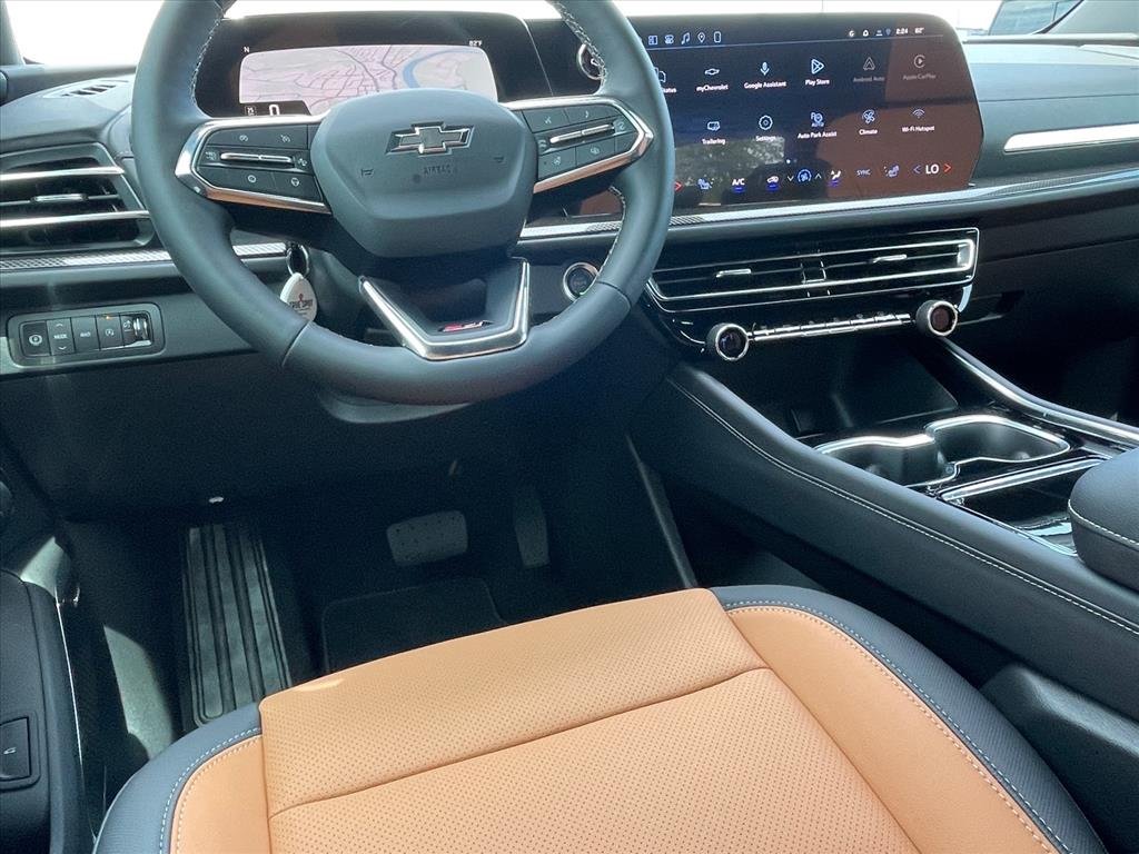 2027 Chevrolet Traverse Z71 - Photo 9
