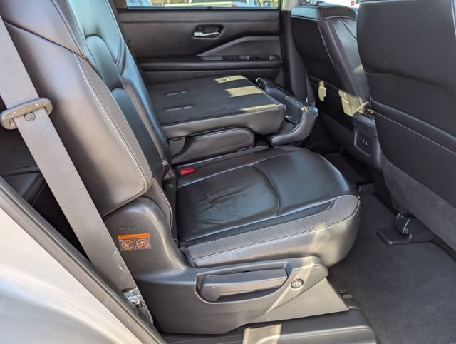 2023 Nissan Pathfinder SL - Photo 22