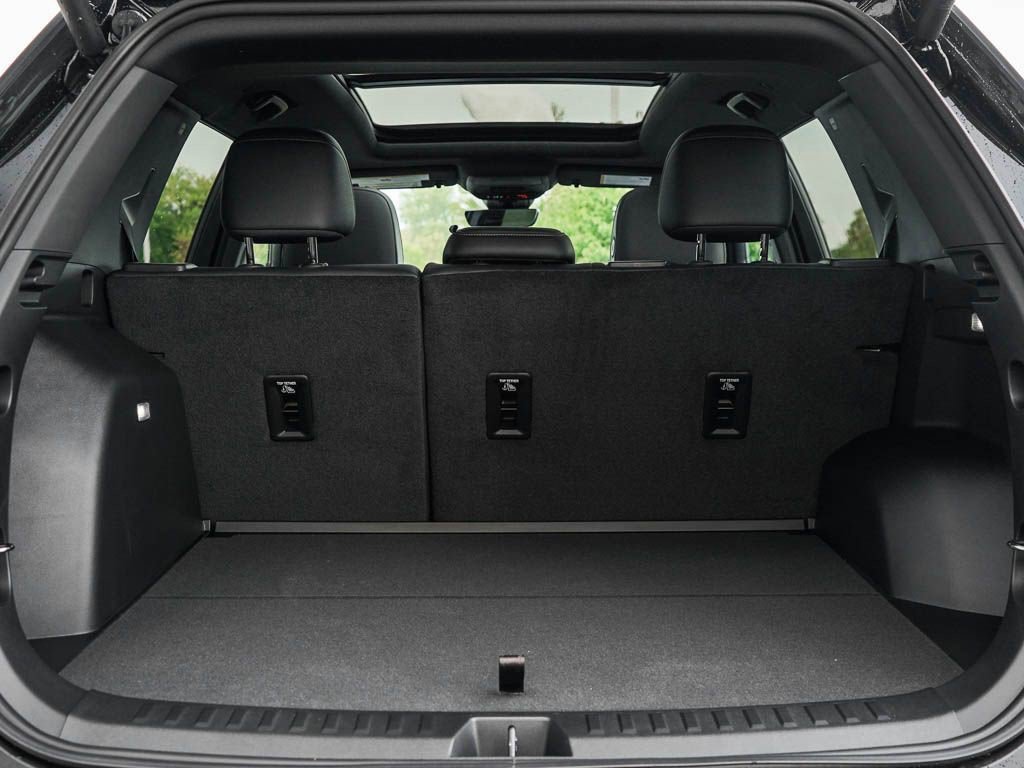 2027 Chevrolet Equinox LT - Photo 7