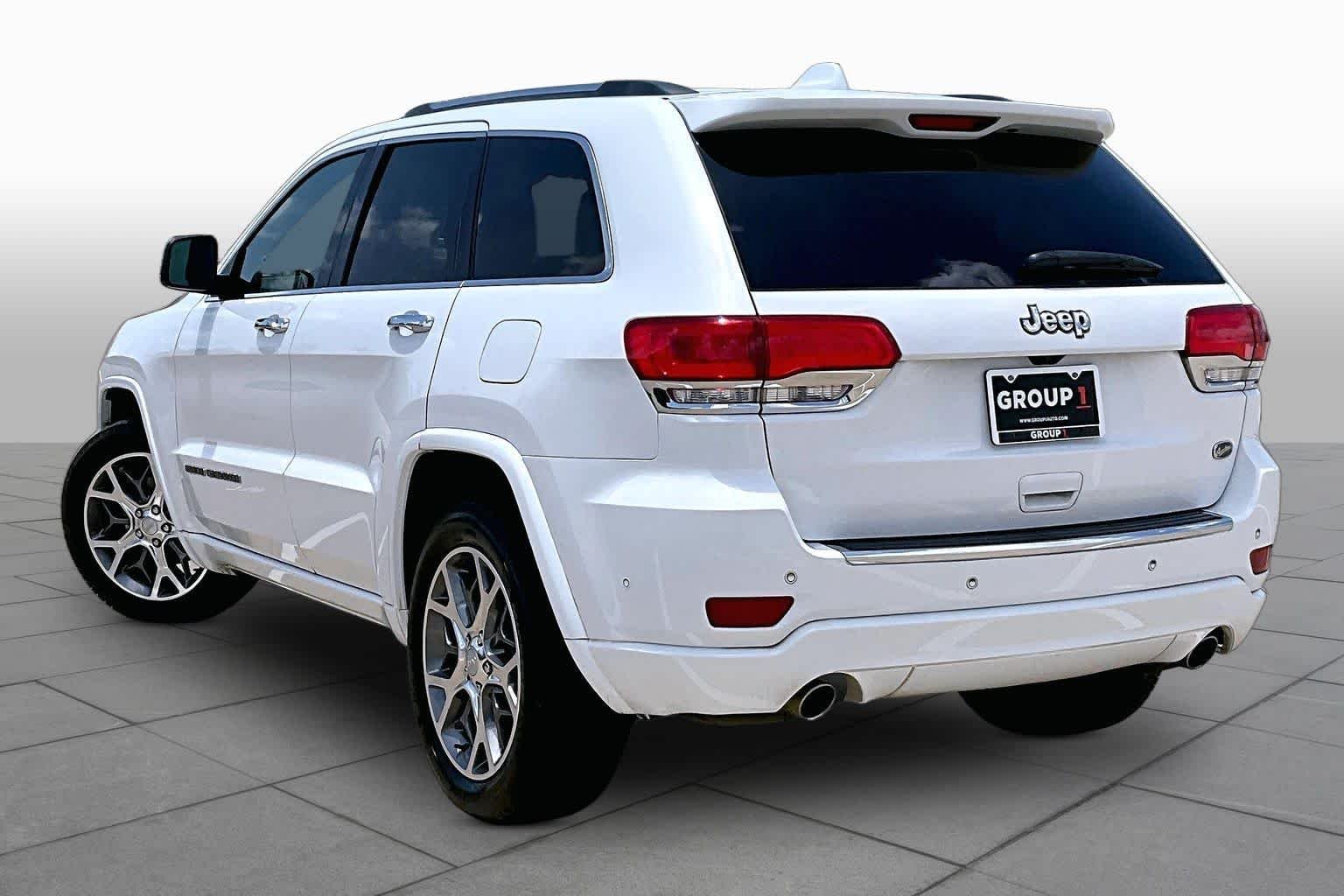 Used 2020 Bright White Clearcoat Jeep Overland image 12
