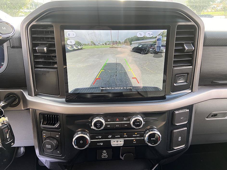 Used 2025 Oxford White Ford XLT image 27