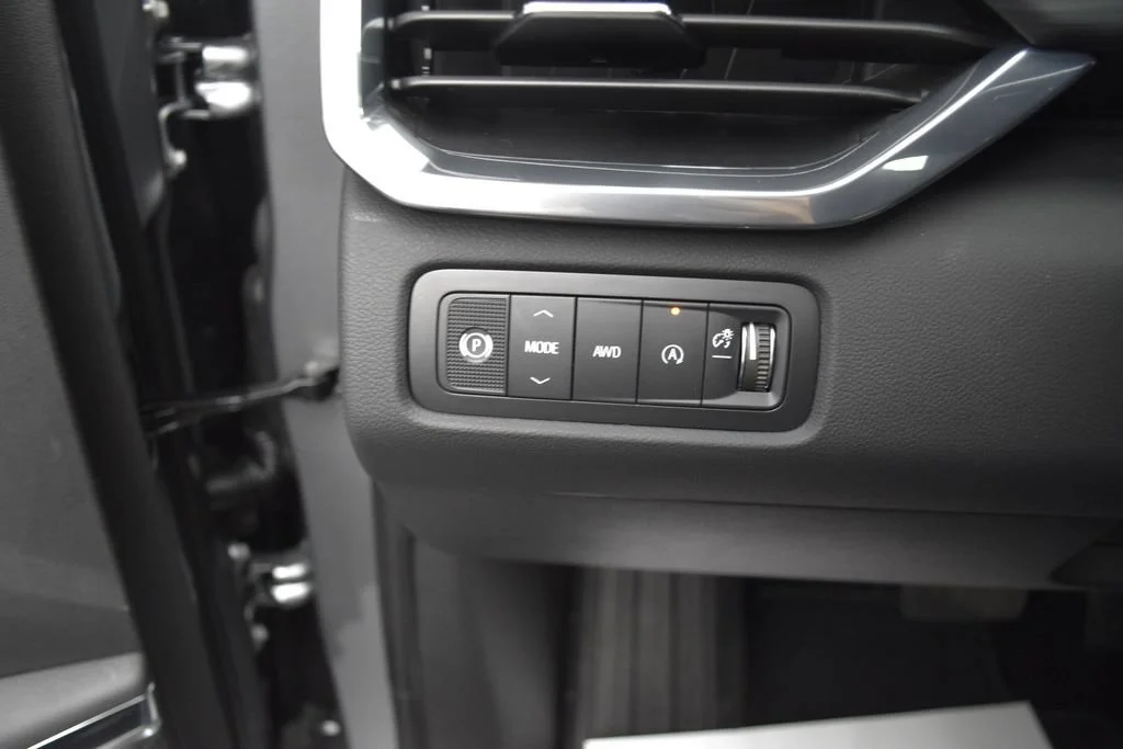 2027 GMC Acadia Elevation - Photo 17