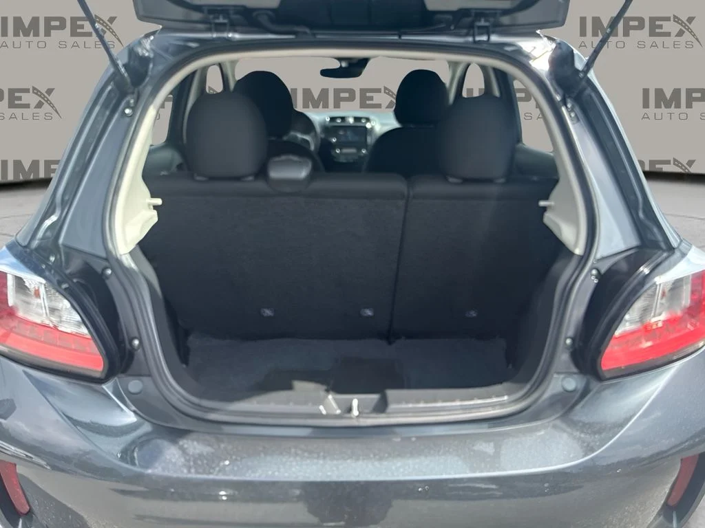 Used 2024  Mitsubishi ES image 15