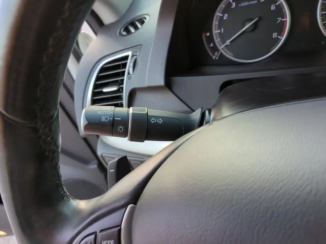 Used 2018 White Acura Technology Package image 31