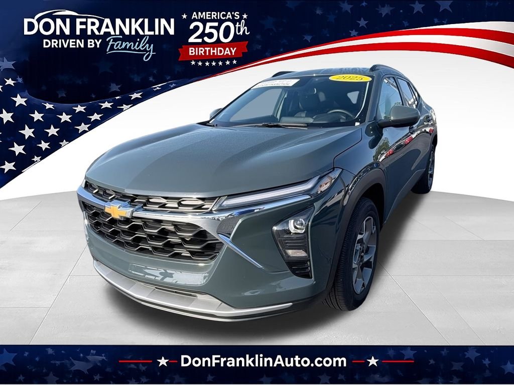 Used 2025 Gray Chevrolet LT image 1