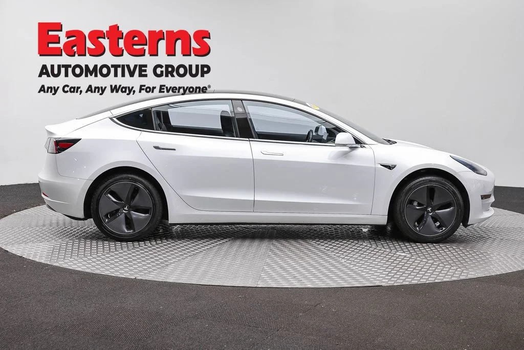 Used 2018 White Tesla Mid Range image 4
