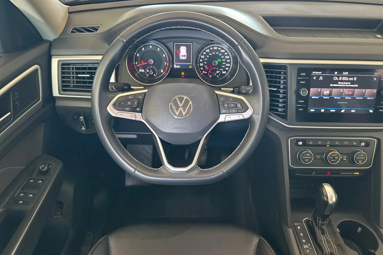Used 2021 Gray Volkswagen 3.6L V6 SE w/Technology image 14