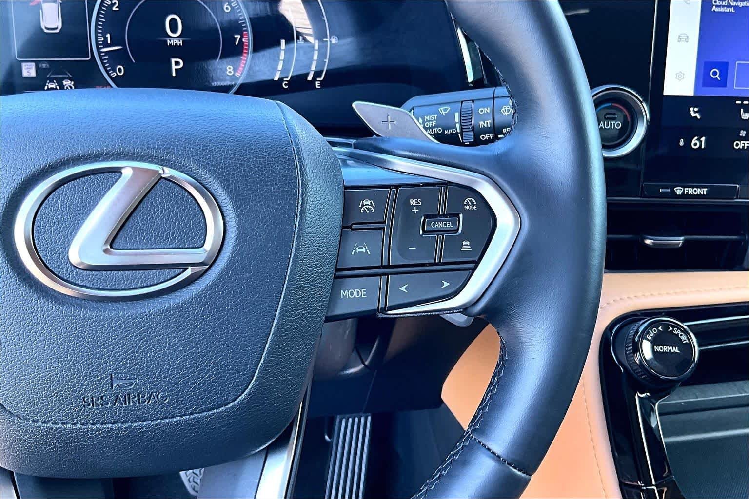 Certified Used 2025 COPPER CREST Lexus  image 23