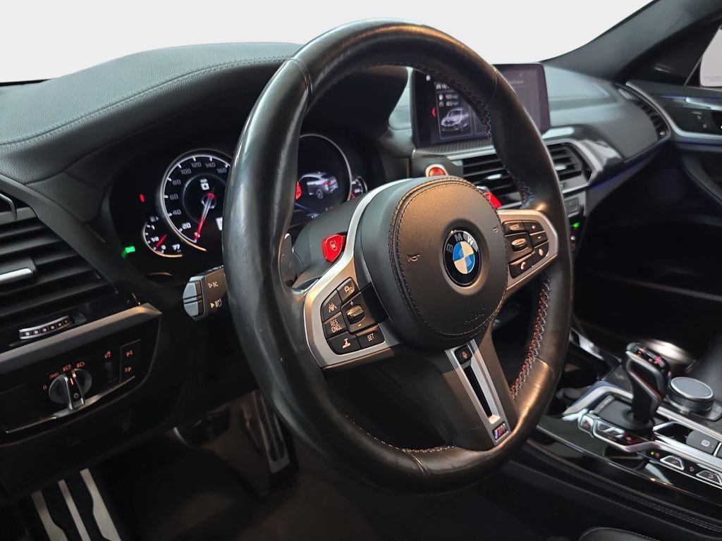 Used 2020 Black Sapphire Metallic BMW  image 19